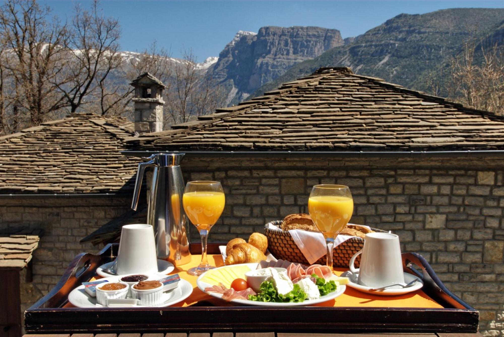Aristi Mountain Resort Ngoại thất bức ảnh